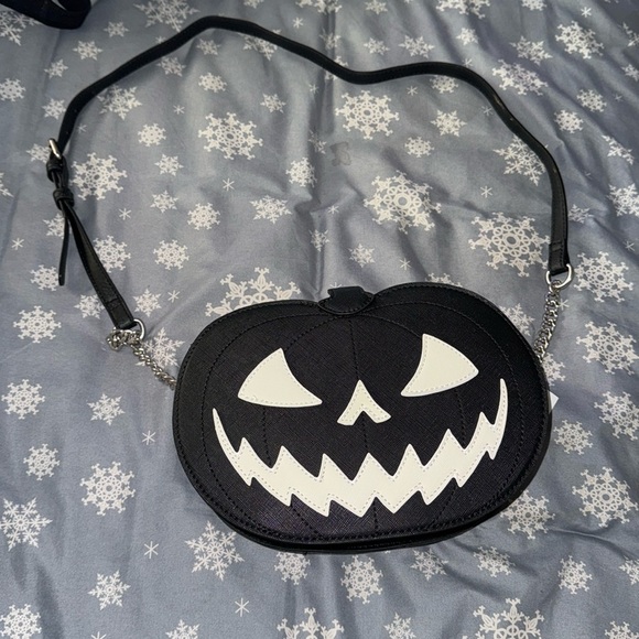Mad Engine Halloween Purse Jack O' Lantern Pumpkin Glow in the Dark 🎃🎃 - Picture 1 of 9